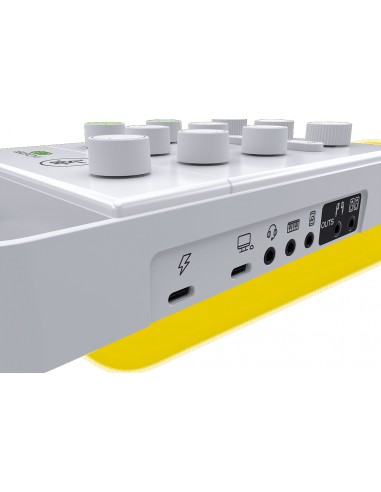 MACKIE MCASTER-LIVE WH