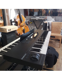 NATIVE INSTRUMENT KOMPLETE KONTROL S61 MK2 + PIED
