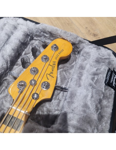FENDER - JAZZ BASS ULTRA 5 CORDES ARTIC PEARL COMME NEUVE FENDER - JAZZ BASS ULTRA 5 CORDES ARTIC PEARL COMME NEUVE