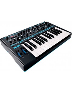 NOVATION Bass Station II 2